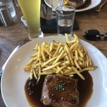 Le Garage - Bavette - French Near Me - Sausalito, California Le Garage - Bavette - French Near Me - Sausalito, California