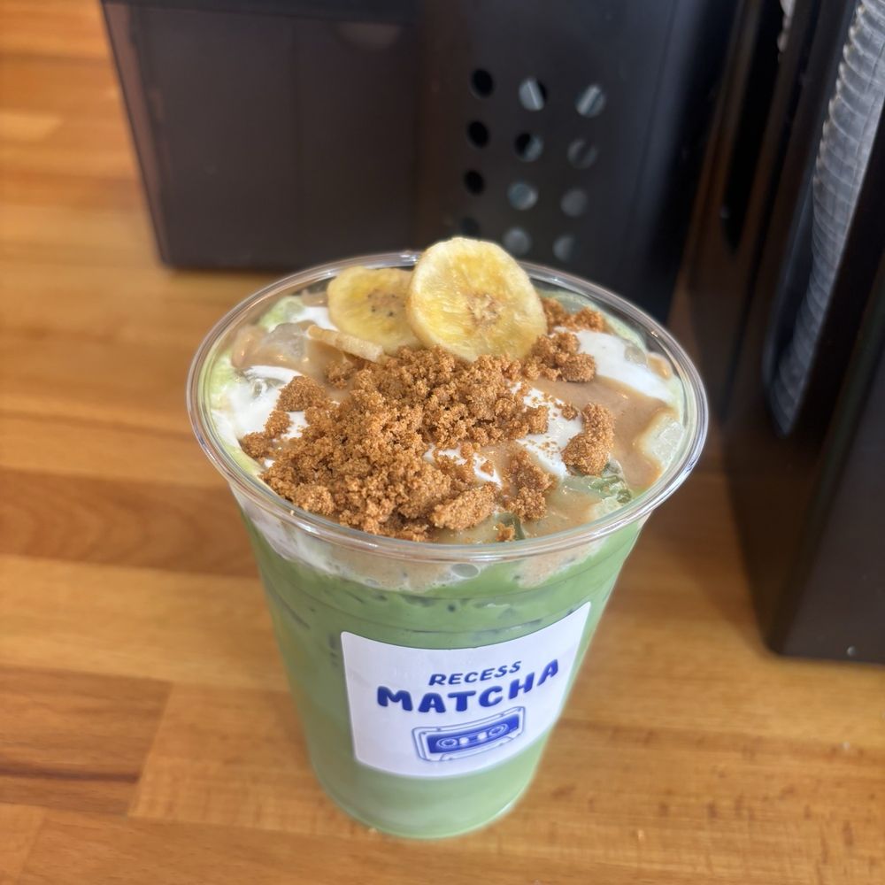 Banana Biscoff Matcha Latte Banana Biscoff Matcha Latte