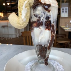 Vesta - Vesta Sundae ($12)