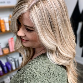 Bend Extensions - Customized baby lights and gloss - Hair Extensions Near Me - Bend, Oregon