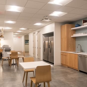 Spaces East Washington - Shared Office Spaces Near Me - Madison, Wisconsin Spaces East Washington - Shared Office Spaces Near Me - Madison, Wisconsin