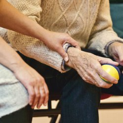 Active Cleaning Services - Accompagnement des personnes âgées