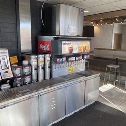 McDonald's - Drink station
