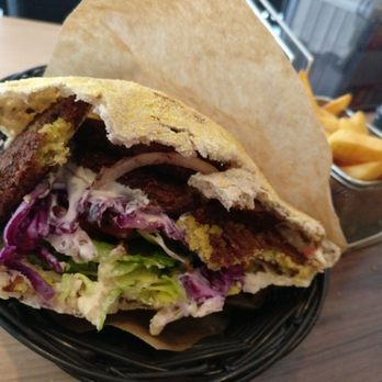 D's Pita Bar - Falafel Pita - Fast Food Near Me - Herning, 84