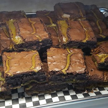 Cafe 86 - Desserts Near Me - Artesia, California
