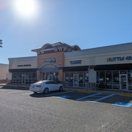 Exterior outside entrance of uBreakiFix by Asurion - Clearwater, Florida Exterior outside entrance of uBreakiFix by Asurion - Clearwater, Florida