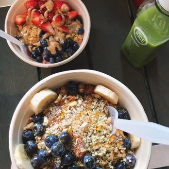 Raw Jūce - Brickell - Power bowl (front) - Juice Bars & Smoothies Near Me - Miami, Florida