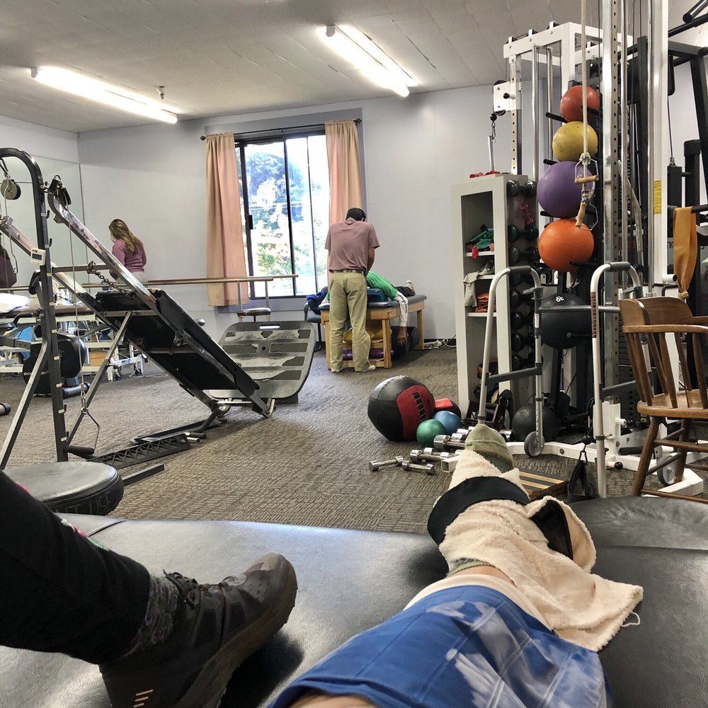 Cypress Coast Physical Therapy - Jette Ferguson - knee and ankle being iced. - Physical Therapy Near Me - Monterey, California Cypress Coast Physical Therapy - Jette Ferguson - knee and ankle being iced. - Physical Therapy Near Me - Monterey, California