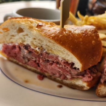 Houston's Restaurant - Close up of the French Dip - American Near Me - Pompano Beach, Florida Houston's Restaurant - Close up of the French Dip - American Near Me - Pompano Beach, Florida