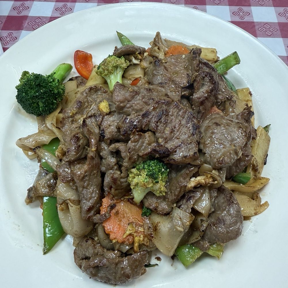 Kwan Thai Cuisine - DRUNKEN MAN - Thai Near Me - Vancouver, Washington