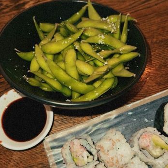 Autea Sweets & Eats - Edemame, California roll - Bubble Tea Near Me - Chicago, Illinois