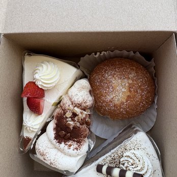 Nagomi Cake House - cream puff strawberry cake chocolate cake hojicha cake - Patisserie/Cake Shop Near Me - Gardena, California Nagomi Cake House - cream puff strawberry cake chocolate cake hojicha cake - Patisserie/Cake Shop Near Me - Gardena, California