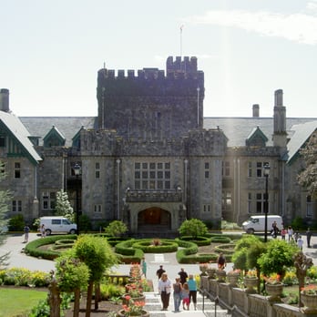 Hatley Castle - Landmarks & Historical Buildings Near Me - Victoria, British Columbia