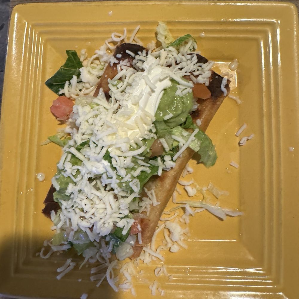 Si Senor Grill - Chicken Taquitos - Mexican Near Me - Bakersfield, California