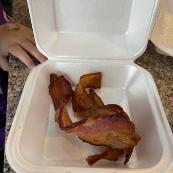Dixie's Home Cookin' - Comfort Food Near Me - Sumner, Washington Dixie's Home Cookin' - Comfort Food Near Me - Sumner, Washington