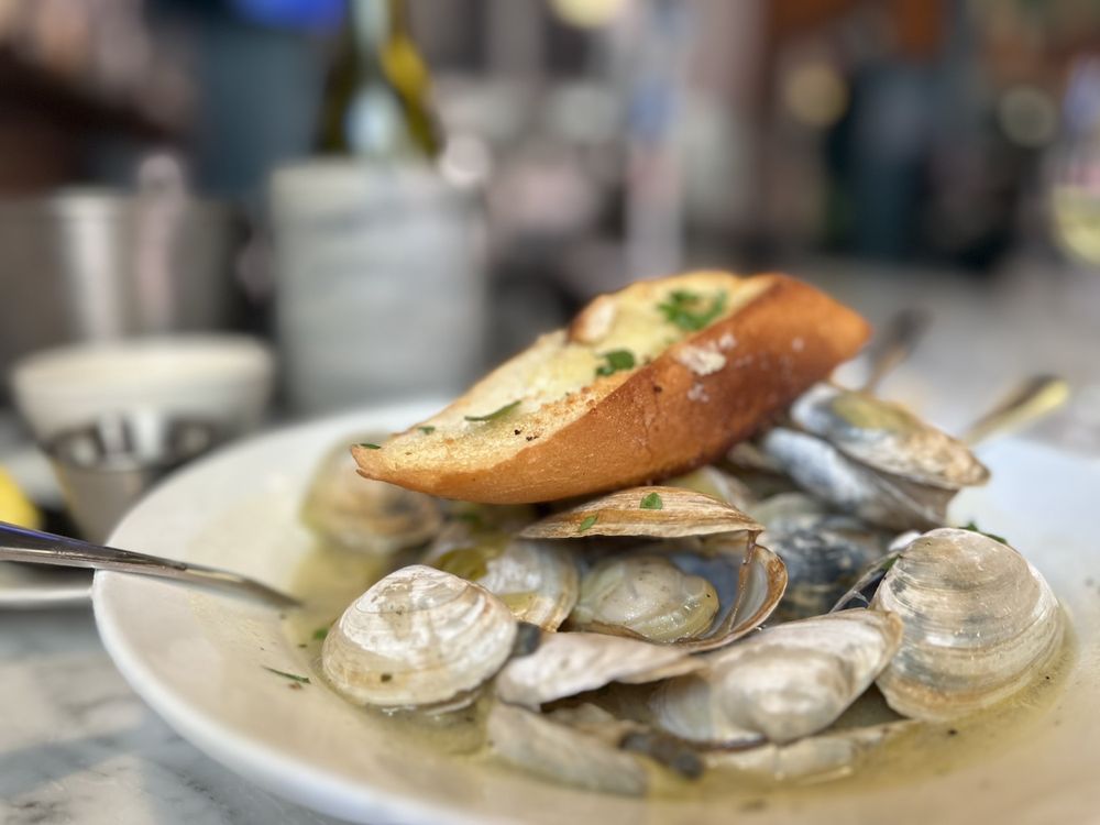 Elm Street Oyster House