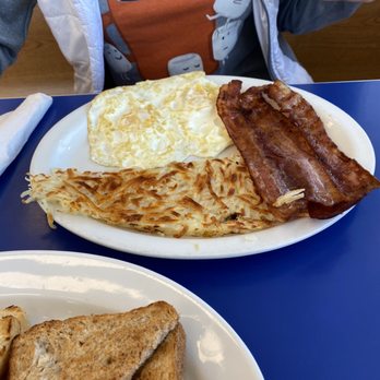 Bob & Edith's Diner - Two Eggs & Bacon - Diners Near Me - Arlington, Virginia Bob & Edith's Diner - Two Eggs & Bacon - Diners Near Me - Arlington, Virginia