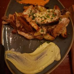 Vault Brewing - Pork belly fries - pork, bbq pork, food, pork belly, mi, bahn mi pork belly, bahn, belly, meat - Breweries Near Me - Yardley, Pennsylvania