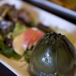 The Cross 1652 - Artichoke Plate