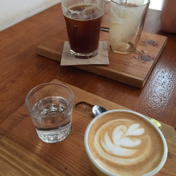 Vita Brevis - Latte and an iced americano - Coffee & Tea Near Me - Sitges, B