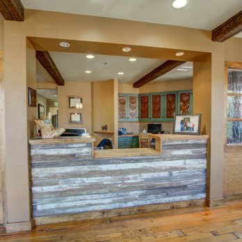 Paul Mundl, DDS - Front Office Space - General Dentistry Near Me - Temecula, California Paul Mundl, DDS - Front Office Space - General Dentistry Near Me - Temecula, California