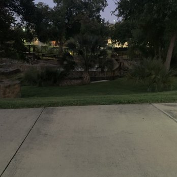 Walnut Springs Park - Dog Parks Near Me - Seguin, Texas Walnut Springs Park - Dog Parks Near Me - Seguin, Texas