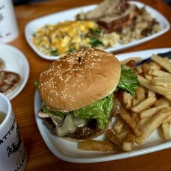 Hattie's Hat Restaurant - Mushrooms Swiss Burger