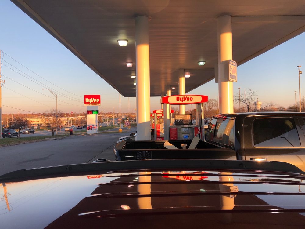 HYVEE GAS Gas Stations 1303 E North Ave, Belton, MO Phone Number