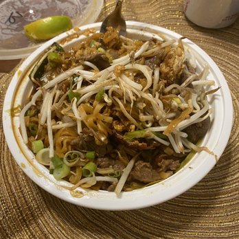 Siam Garden - Beef Pad Thai - Thai Near Me - St. Petersburg, Florida Siam Garden - Beef Pad Thai - Thai Near Me - St. Petersburg, Florida