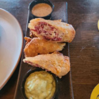 Mickey's Irish Pub - Egg Rolls with corn beef. Get this too. It's really good. - Irish Pub Near Me - Fullerton, California Mickey's Irish Pub - Egg Rolls with corn beef. Get this too. It's really good. - Irish Pub Near Me - Fullerton, California