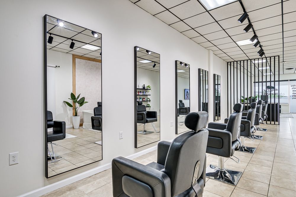 SHINY LUK BEAUTY SALON Updated September 2024 17 Photos & 28