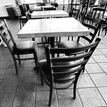 Lucky's Coffee Roasters - 3/9/25 Interior/seating - Coffee & Tea Near Me - Claremont, California