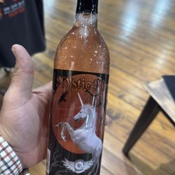 Raven's Glenn Winery & Restaurant - Sparkly wine