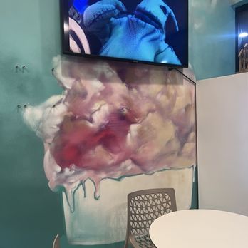 Frozen Oasis - Ice Cream & Frozen Yogurt Near Me - Long Beach, California