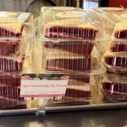Sammy Cheezecake - Red velvet cake with no nuts!
