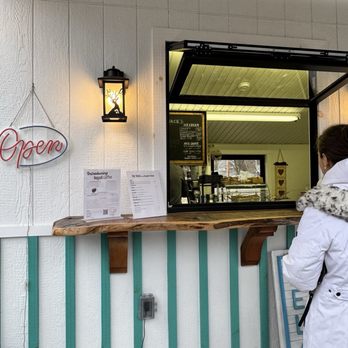 Bakerton Market - Grocery Near Me - Harpers Ferry, West Virginia