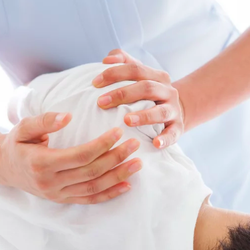 Anne-Marie Mougeot Osteopathy - Gentle osteopathic treatment of the shoulder.