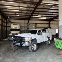 Henry’s Truck Repair