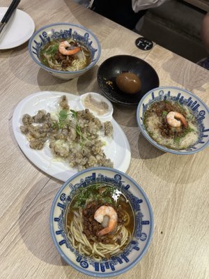 Du Hsiao Yueh Zhongxiao Branch by null