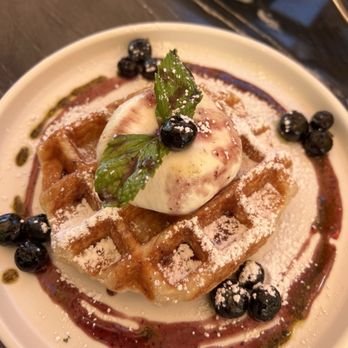 Sweet Maple - Croissant waffle AMAZING! - New American Near Me - Walnut Creek, California Sweet Maple - Croissant waffle AMAZING! - New American Near Me - Walnut Creek, California