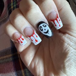 McCleary Nail - Horrible salon 