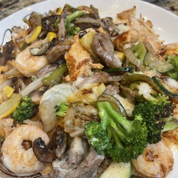 Ma' Luz - ACP Supreme delicious! Shrimp, chicken, and steak with mixed veggies mushrooms on a bed of rice. - Mexican Near Me - Charlotte, North Carolina Ma' Luz - ACP Supreme delicious! Shrimp, chicken, and steak with mixed veggies mushrooms on a bed of rice. - Mexican Near Me - Charlotte, North Carolina