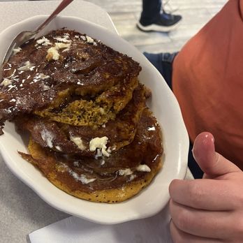 Becky's Diner - Pumpkin pancakes - American Near Me - Portland, Maine