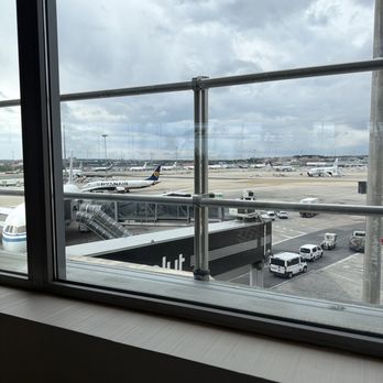 Sala Cibeles - Airport Lounges Near Me - Madrid, M
