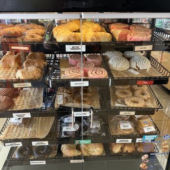 Arco - The jelly rolls are the best. Coconut & strawberry jelly w vanilla cake - Gas Stations Near Me - Upland, California Arco - The jelly rolls are the best. Coconut & strawberry jelly w vanilla cake - Gas Stations Near Me - Upland, California
