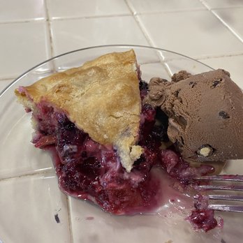 Purple Pie Place - BumbleBerry Pie with Death by Chocolate Ice Cream - Desserts Near Me - Custer, South Dakota Purple Pie Place - BumbleBerry Pie with Death by Chocolate Ice Cream - Desserts Near Me - Custer, South Dakota