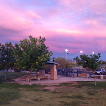 Kellogg Zaher Dog Park - Beautiful night at the dog park - Dog Parks Near Me - Las Vegas, Nevada Kellogg Zaher Dog Park - Beautiful night at the dog park - Dog Parks Near Me - Las Vegas, Nevada