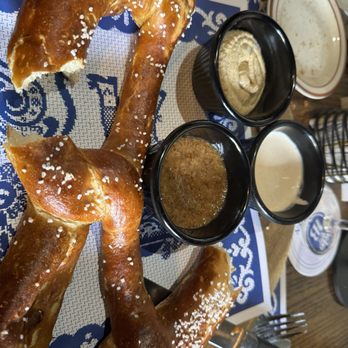 Zum Stammtisch - Giant pretzel with 3 sauces - German Near Me - Glendale, New York Zum Stammtisch - Giant pretzel with 3 sauces - German Near Me - Glendale, New York