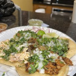 Tacos La Carreta
