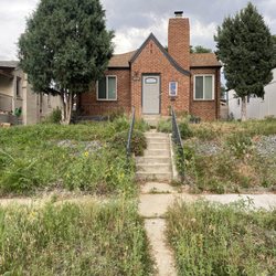 Colorado Realty And Property Management - Tenants did not tend to yard though it clearly states in the Lease that they need to leave the yard and house how they received it.
